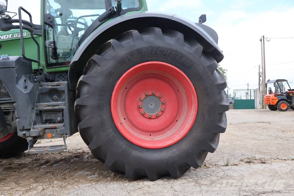 Fendt 828 Vario Tratores Agrícolas usados