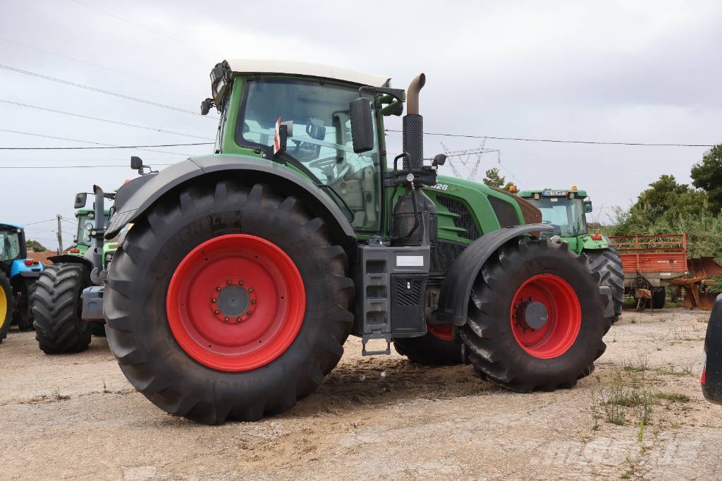Fendt 828 Vario Tratores Agrícolas usados