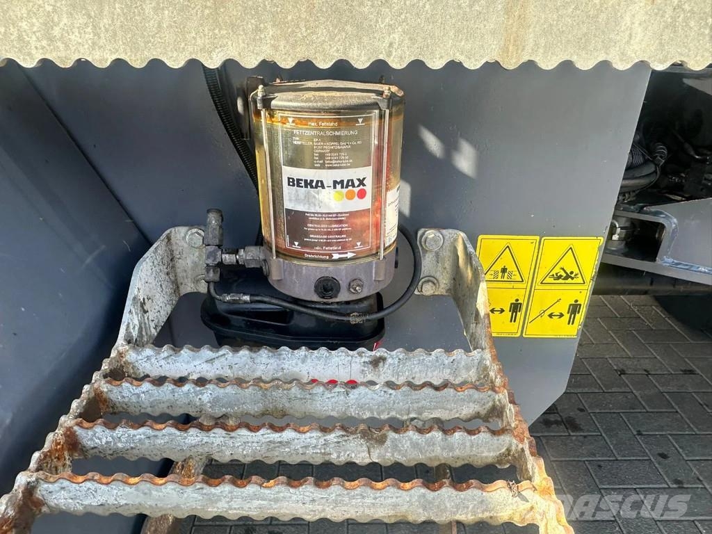 Terex TL 160 +HOOGKIEPBAK+HYDRAULISCHE+VEEGBORSTEL Hjullastare
