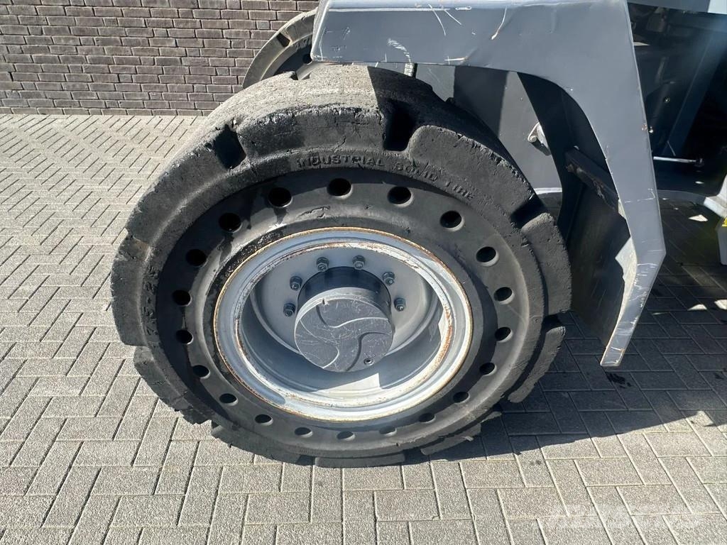 Terex TL 160 +HOOGKIEPBAK+HYDRAULISCHE+VEEGBORSTEL Hjullastare