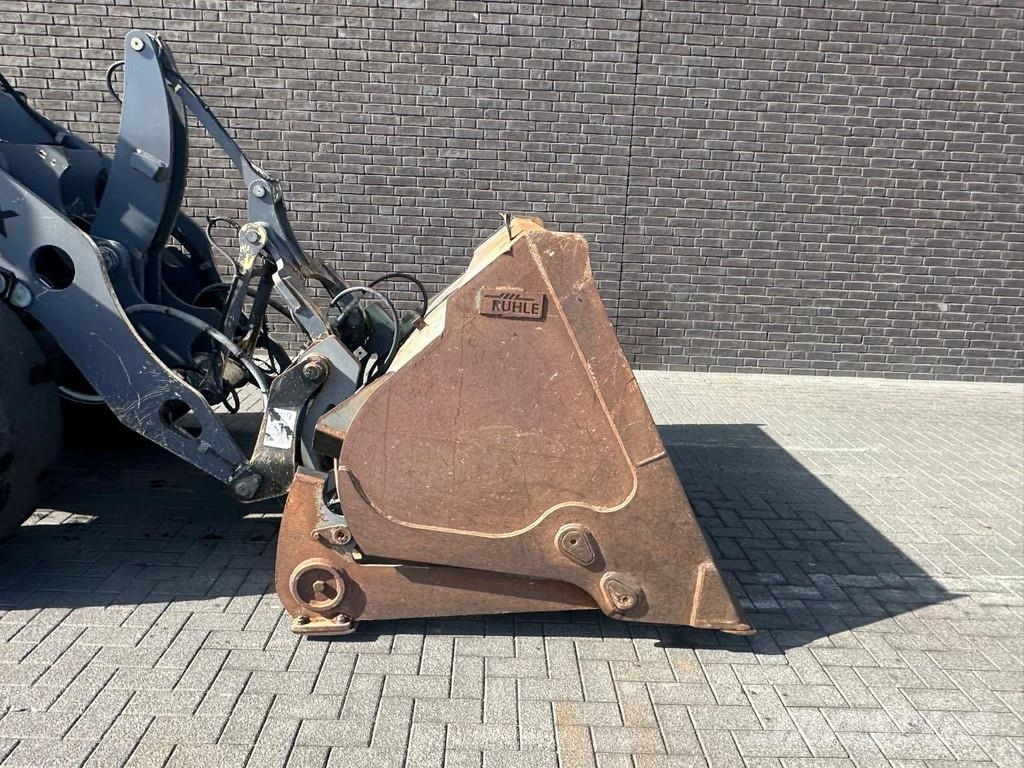 Terex TL 160 +HOOGKIEPBAK+HYDRAULISCHE+VEEGBORSTEL Hjullastare