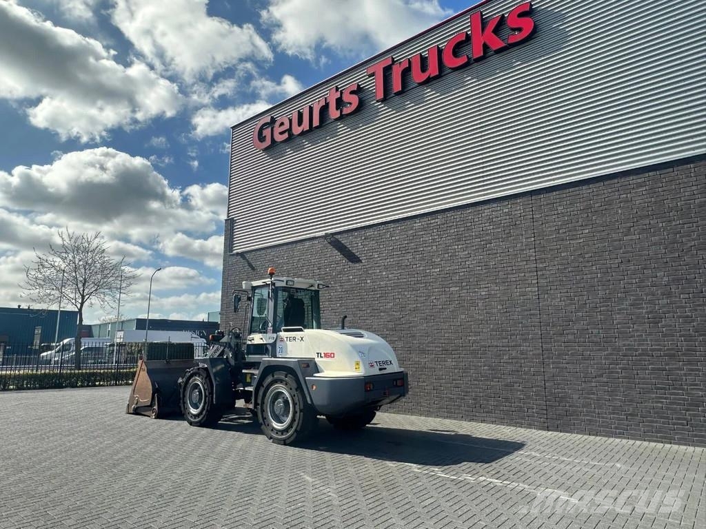 Terex TL 160 +HOOGKIEPBAK+HYDRAULISCHE+VEEGBORSTEL Hjullastare