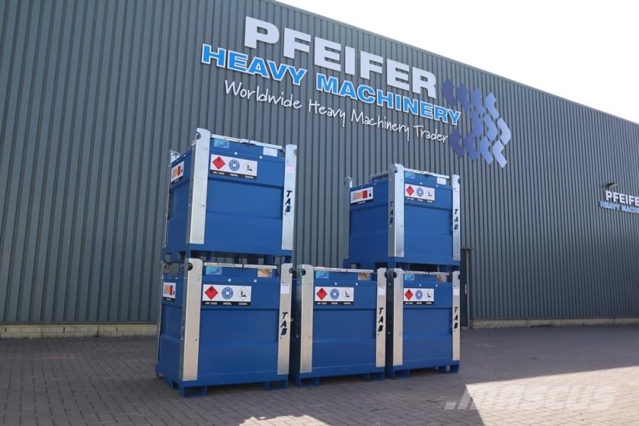  TAB 950 Compact 950 Liter Fuel Box صهاريج الوقود والصهاريج الإضافية