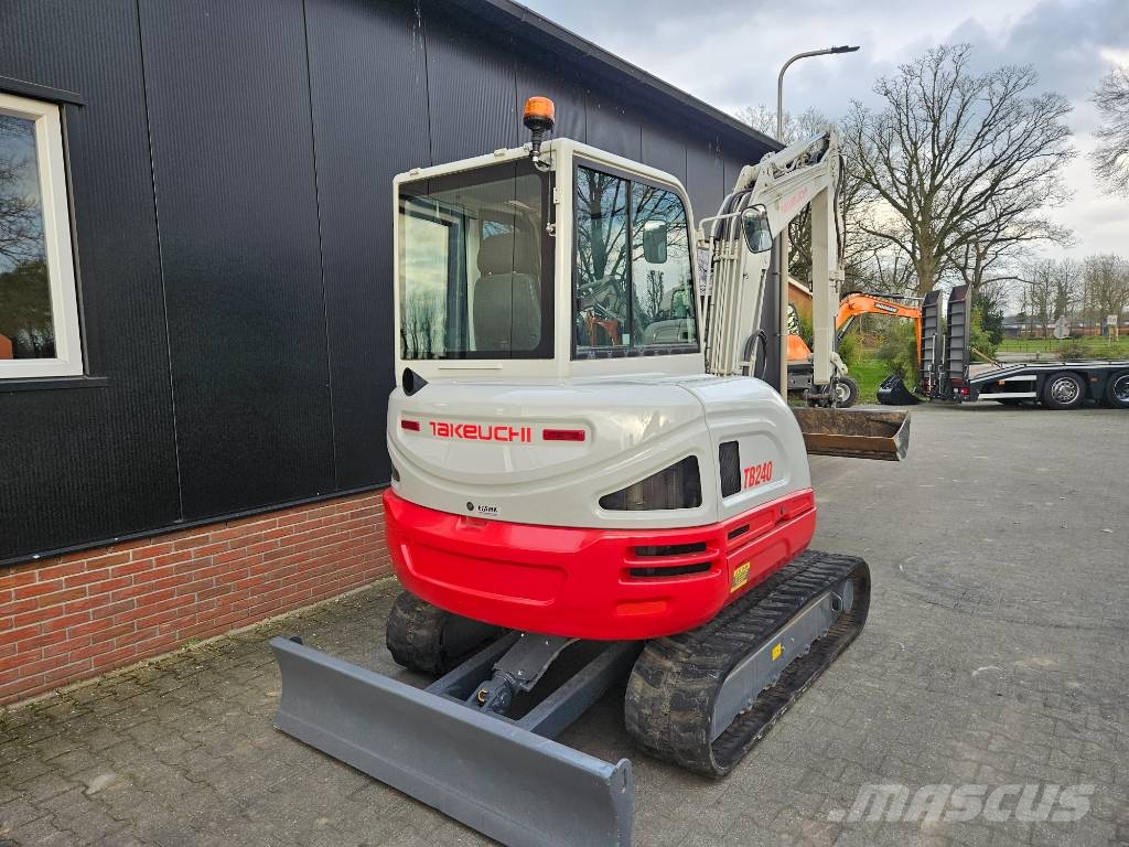 Takeuchi TB 240 Miniescavadeiras < 7t (Mini escavadeiras)