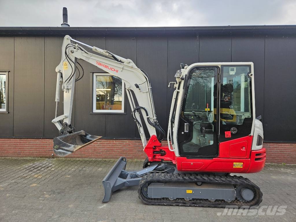 Takeuchi TB 240 Miniescavadeiras < 7t (Mini escavadeiras)
