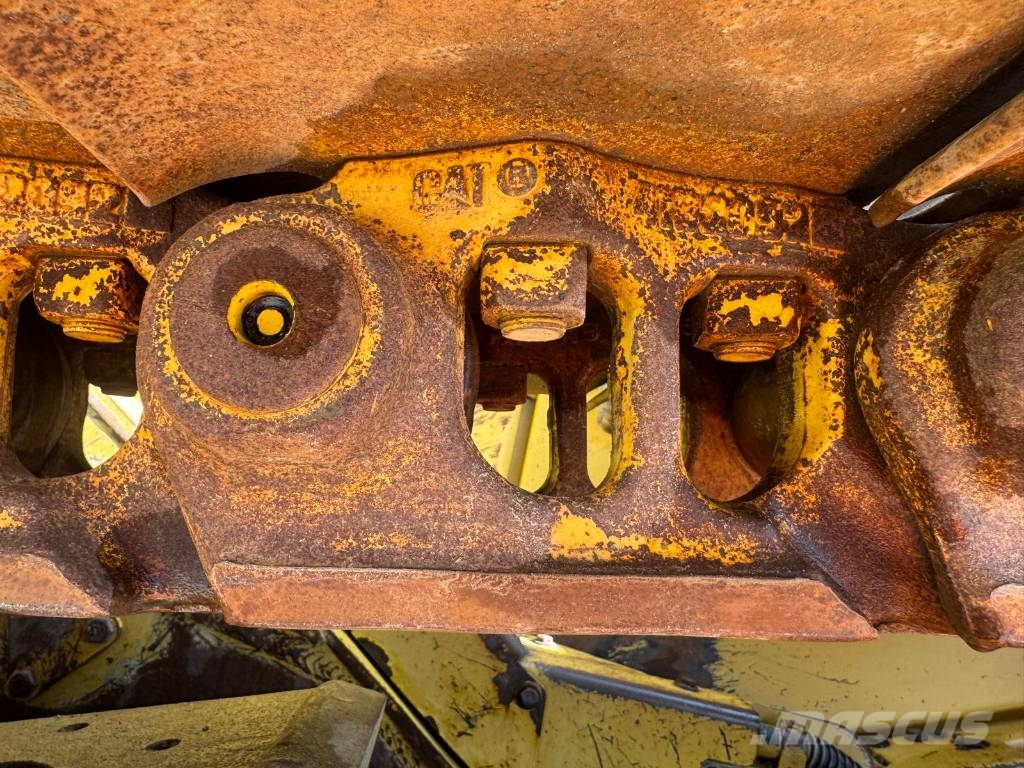 CAT D 6 LGP 履帶推土機