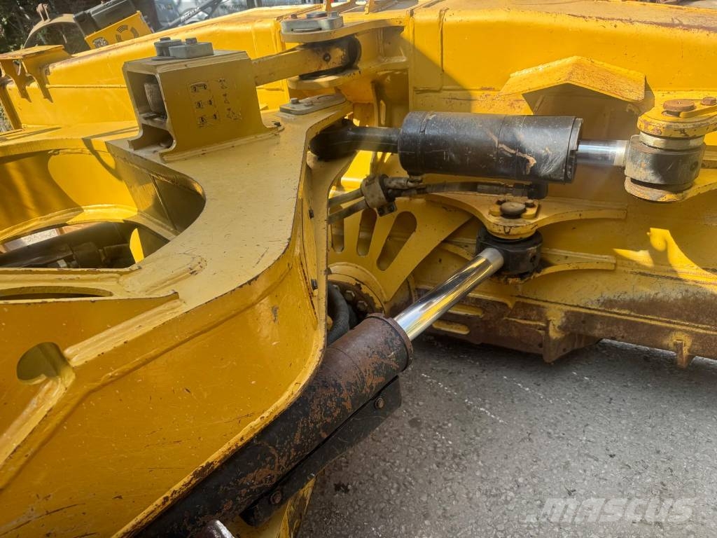 CAT D 6 LGP 履帶推土機