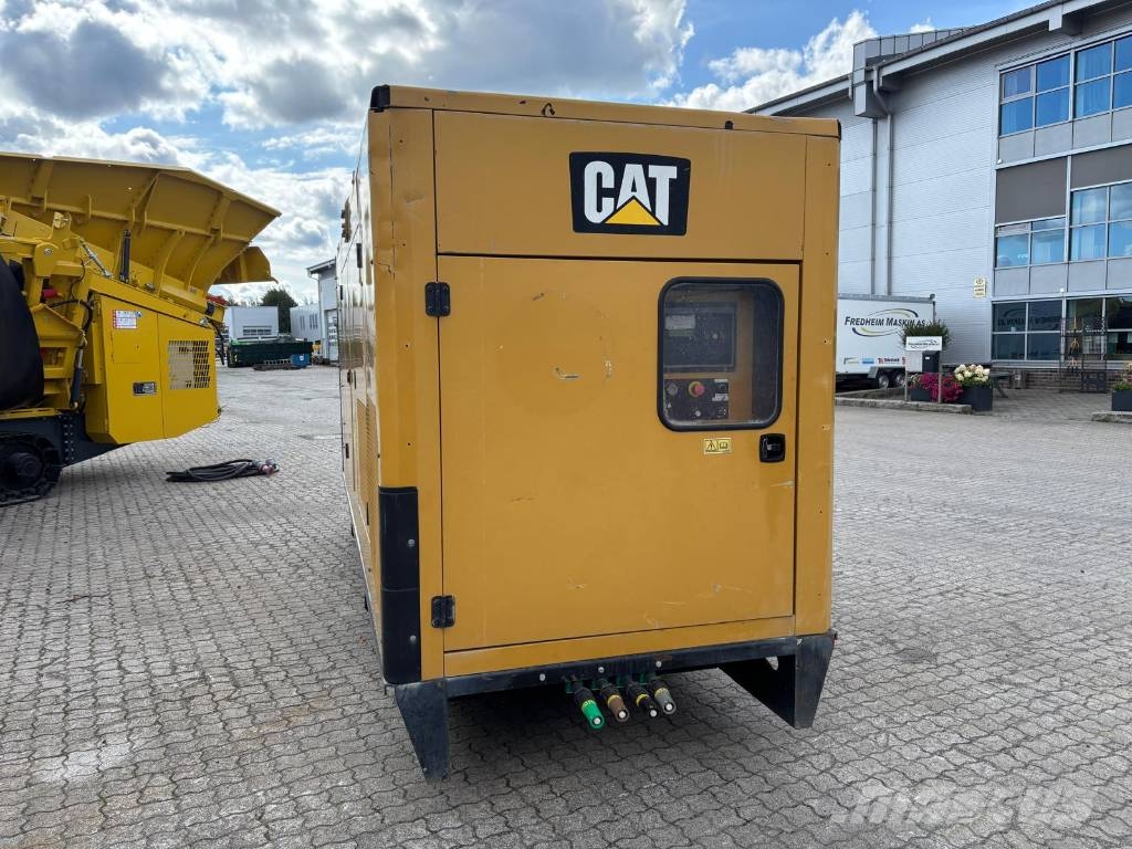 CAT 550 مولدات ديزل