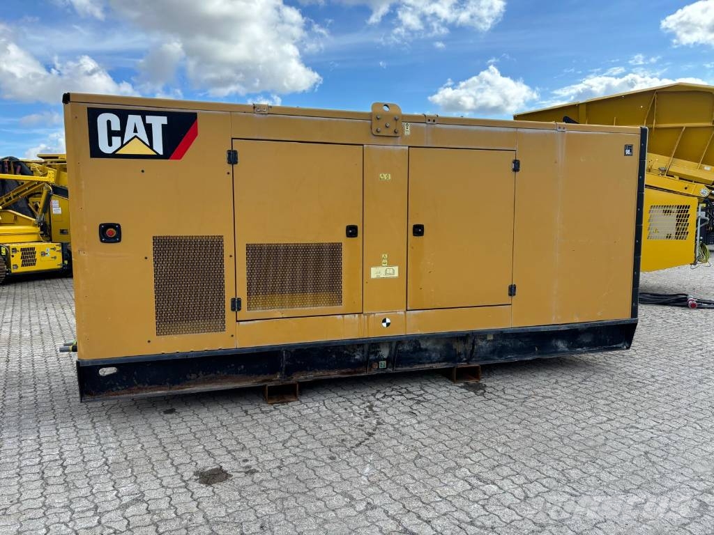 CAT 550 مولدات ديزل
