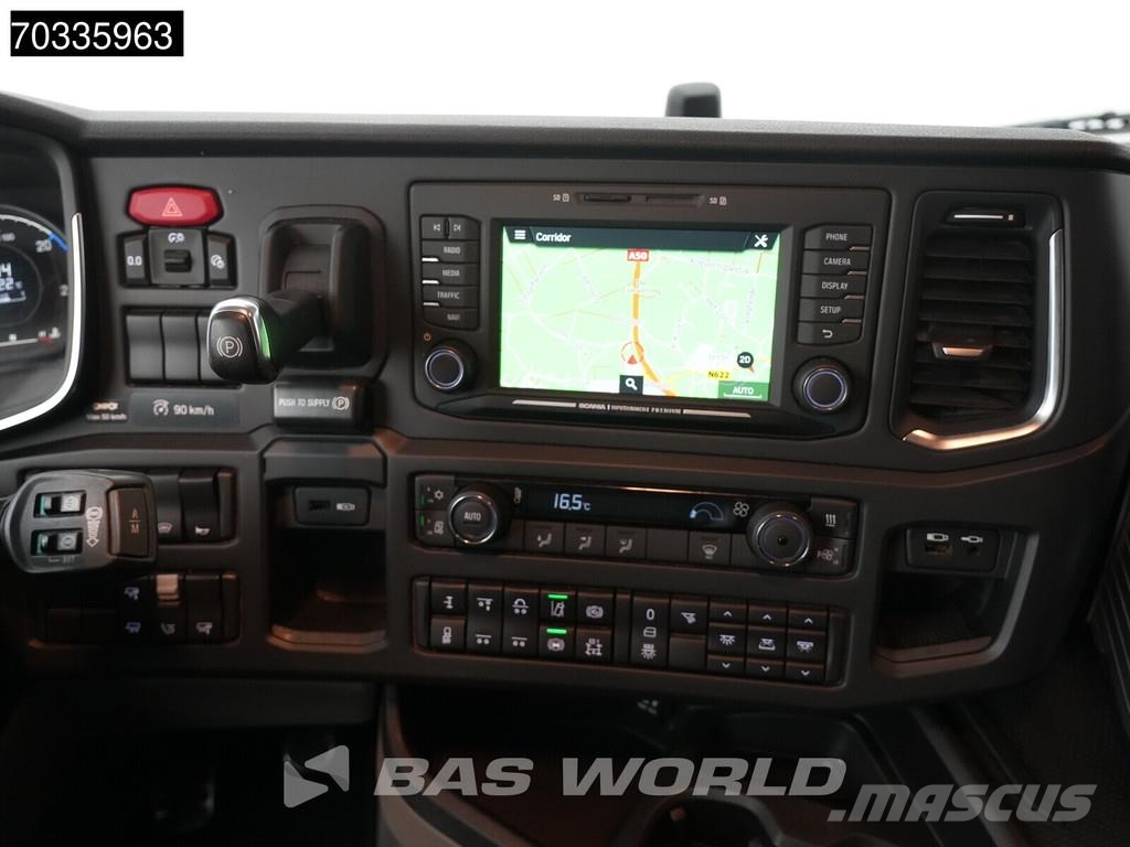 Scania R 590 6X2 V8 Retarder Liftachse Full-Air Leather N Tegljači
