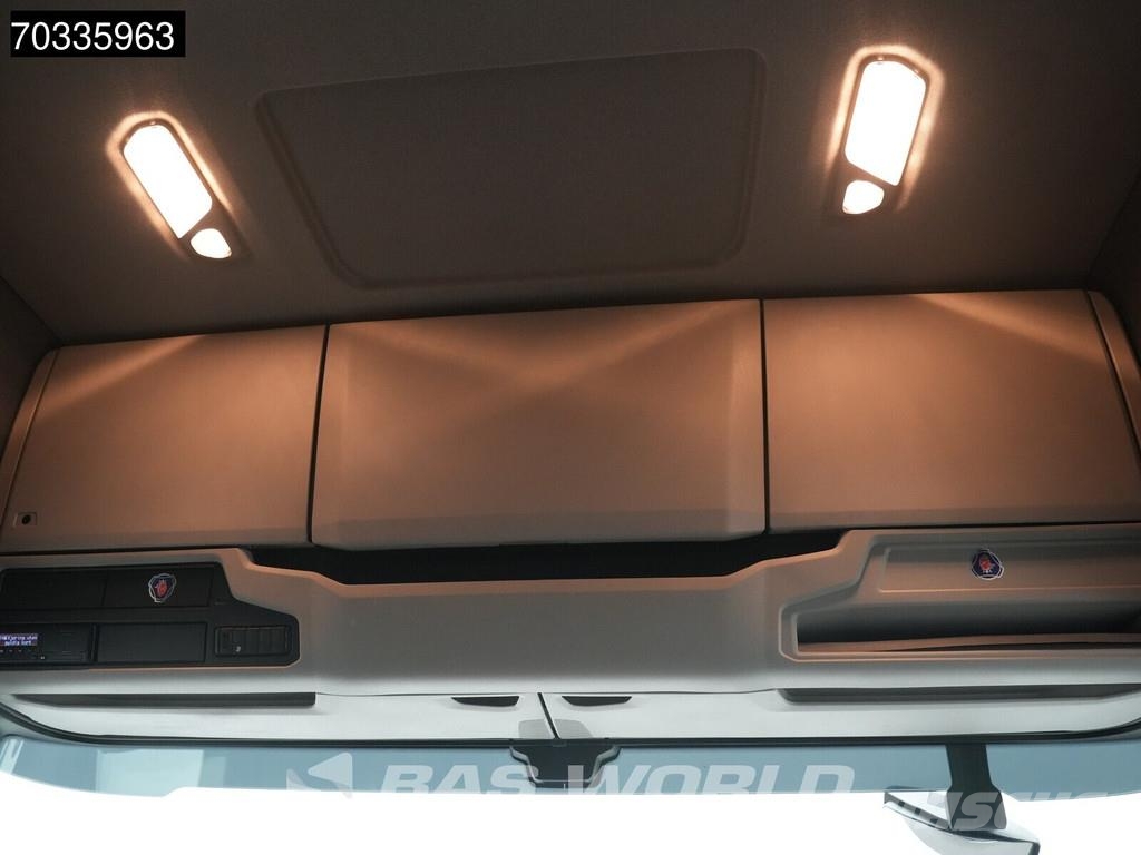 Scania R 590 6X2 V8 Retarder Liftachse Full-Air Leather N Tegljači