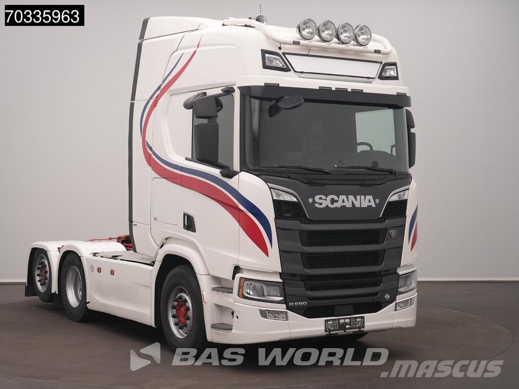 Scania R 590 6X2 V8 Retarder Liftachse Full-Air Leather N Truck Tractor Units