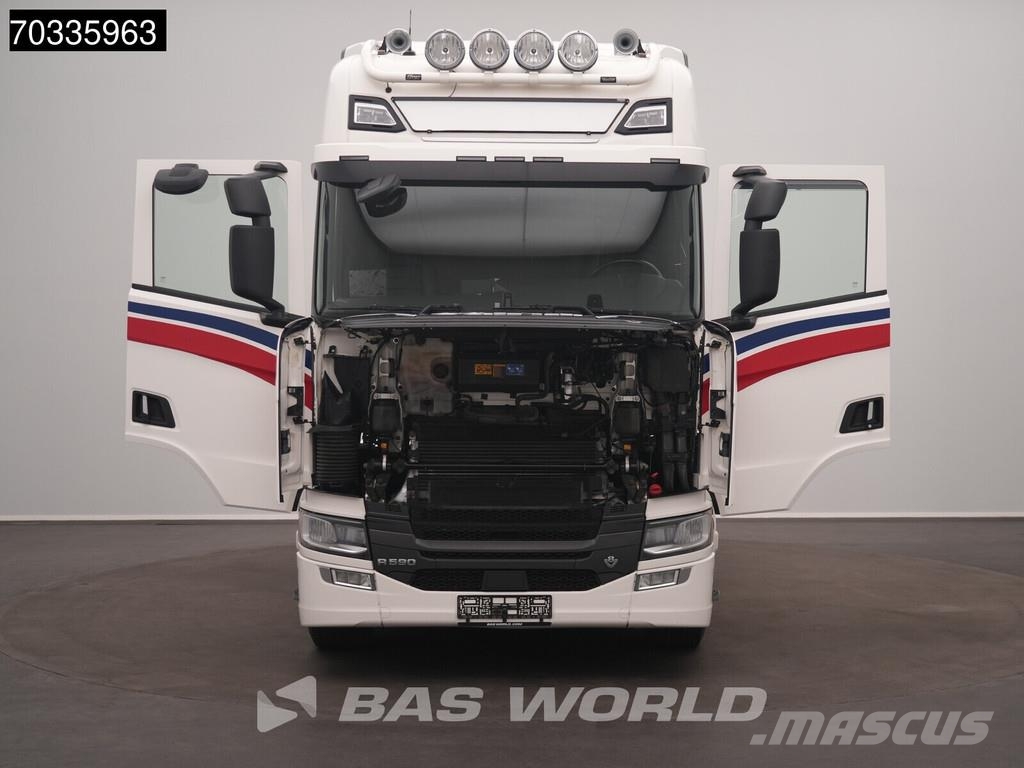 Scania R 590 6X2 V8 Retarder Liftachse Full-Air Leather N Tegljači