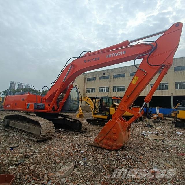 Hitachi EX 220 LC Bagri goseničarji