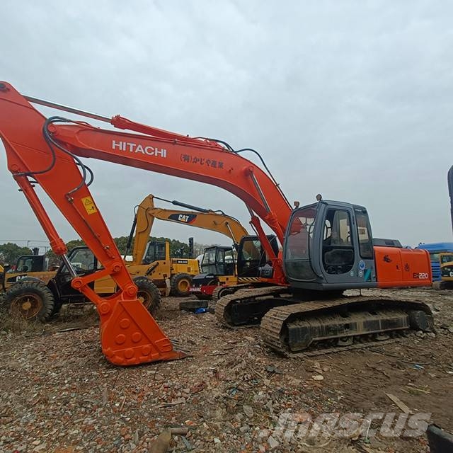 Hitachi EX 220 LC Bagri goseničarji