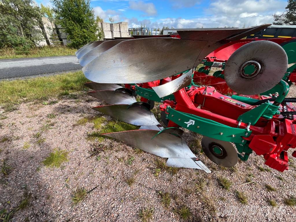 Kverneland ES-200-4 siip. -28 siipi Váltvaforgató ekék