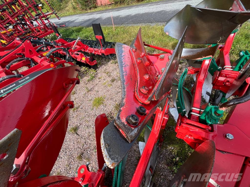 Kverneland ES-200-4 siip. -28 siipi Váltvaforgató ekék