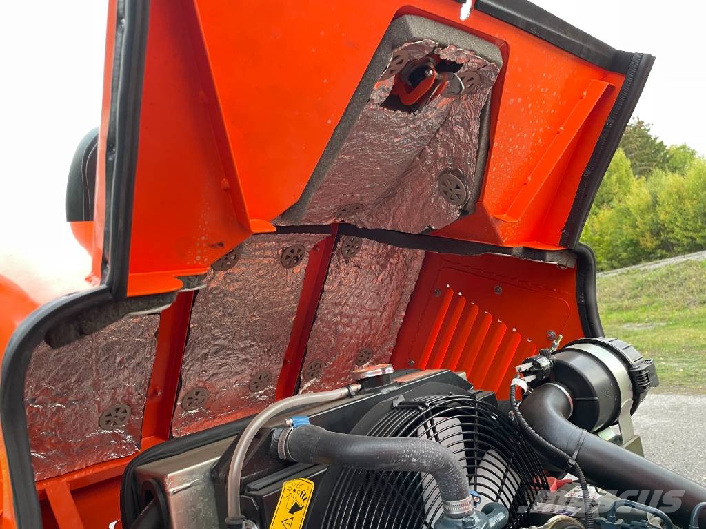  Trackhammer En larvburen stolpnedslagare Radiostyr Diesel heiblokken