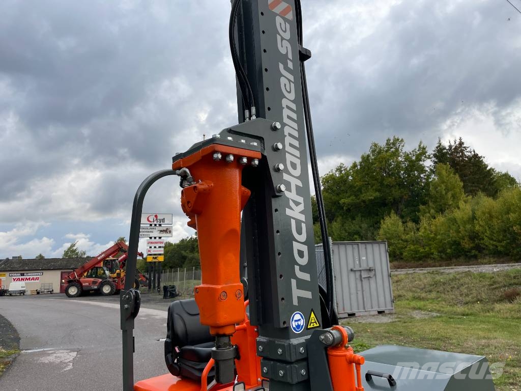  Trackhammer En larvburen stolpnedslagare Radiostyr Diesel heiblokken
