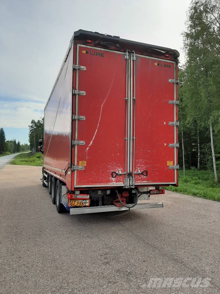 Volvo FH 13 Camiones volquete para virutas de madera