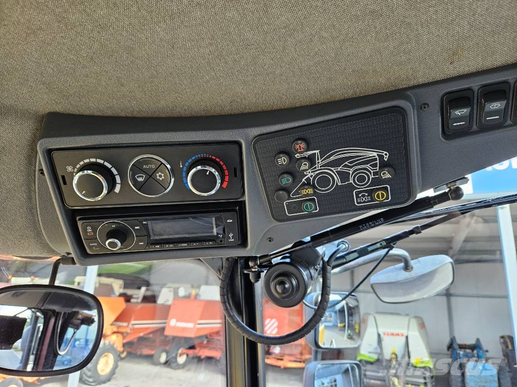 New Holland FR 650 Selbstfahrende Häcksler