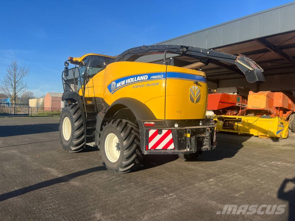 New Holland FR 650 Selbstfahrende Häcksler