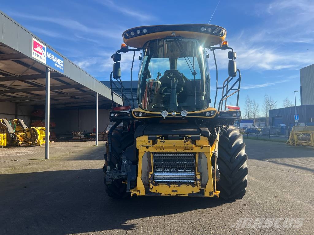 New Holland FR 650 Selbstfahrende Häcksler