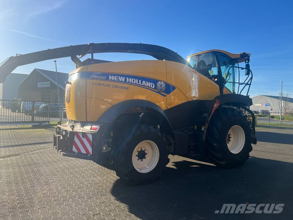 New Holland FR 650 Selbstfahrende Häcksler