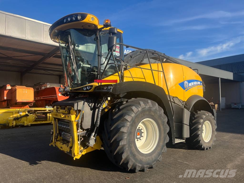 New Holland FR 650 Selbstfahrende Häcksler
