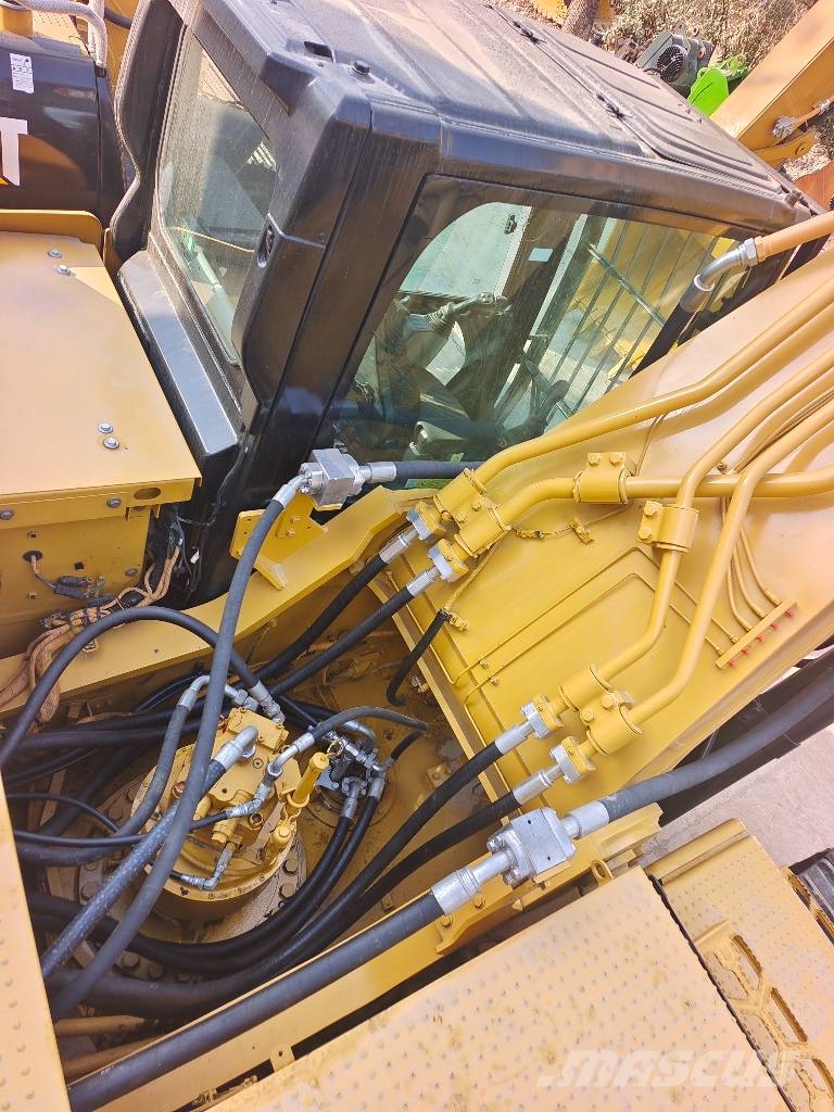 CAT 336 - 28th Anniversary Promotion Price Pelle sur chenilles