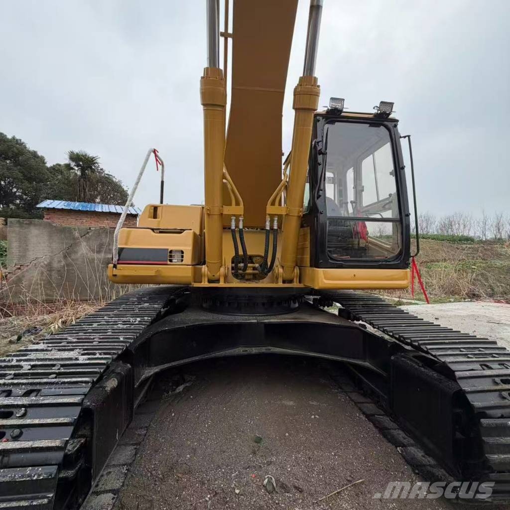 CAT 330 B L Kāpurķēžu ekskavatori