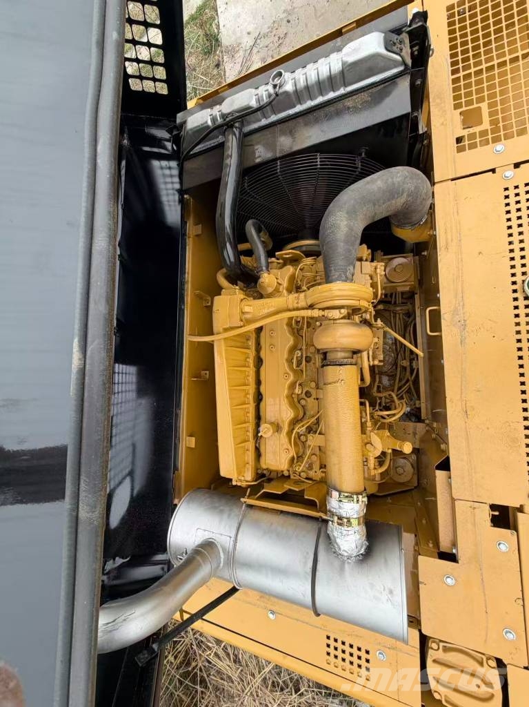 CAT 330 B L Kāpurķēžu ekskavatori