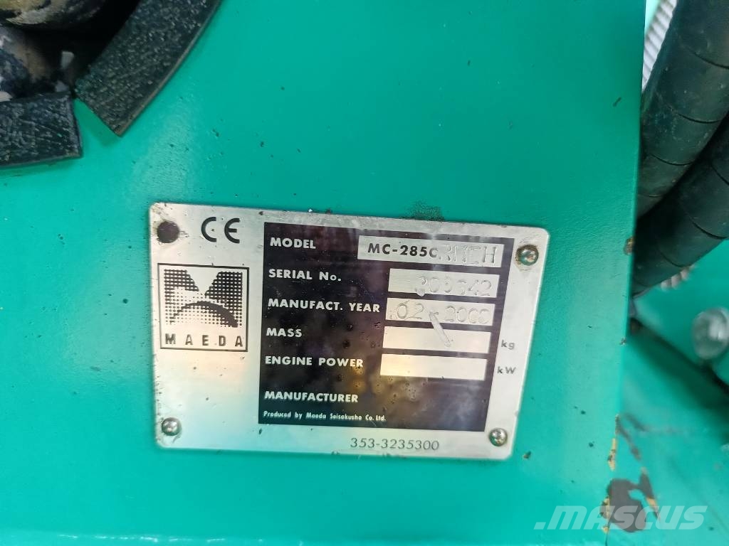 Maeda MC 285 C RMEH DIESEL + ELECTRIC mini Crane hybride Mini daruk