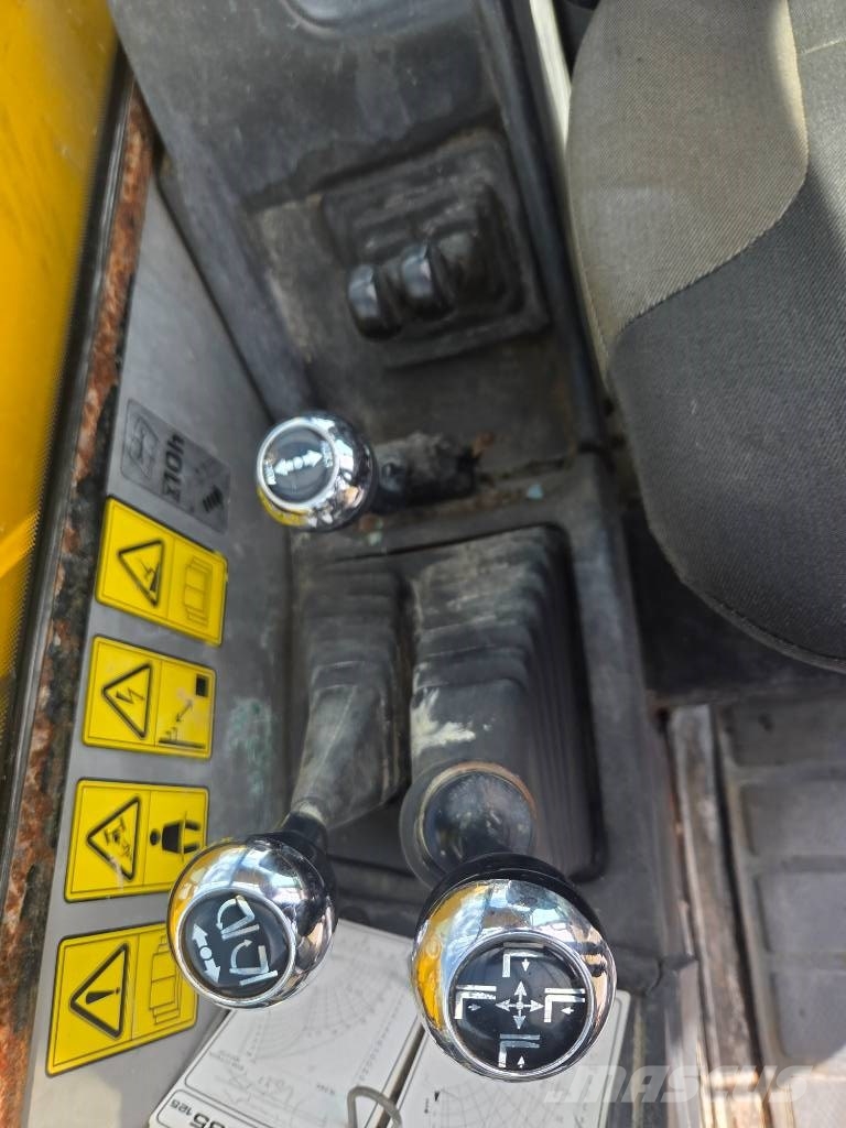 JCB 535-125 مناولات متداخلة