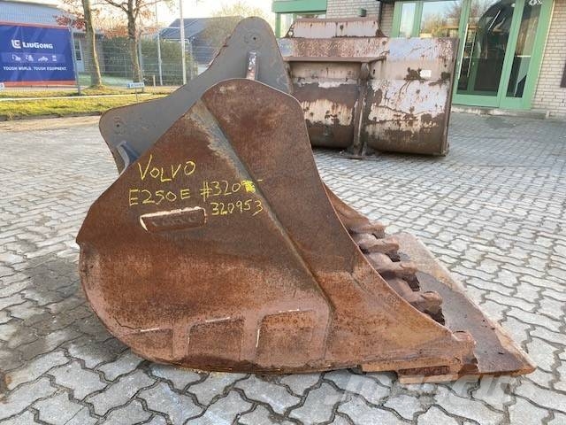  (5264) 1.35 m TL / bucket S70 Grāvju arkls
