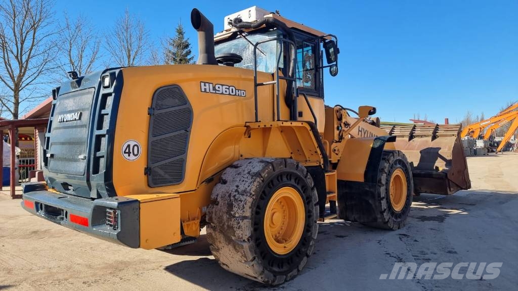 Hyundai HL 960 HD Hi-Tip لوادر بعجل