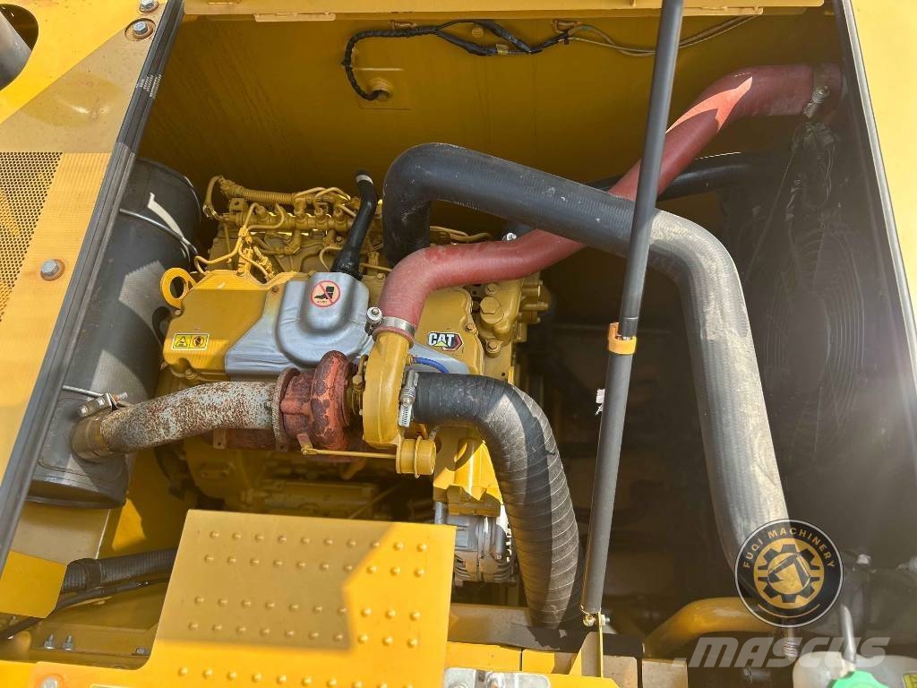 CAT 320 GC 履带挖掘机
