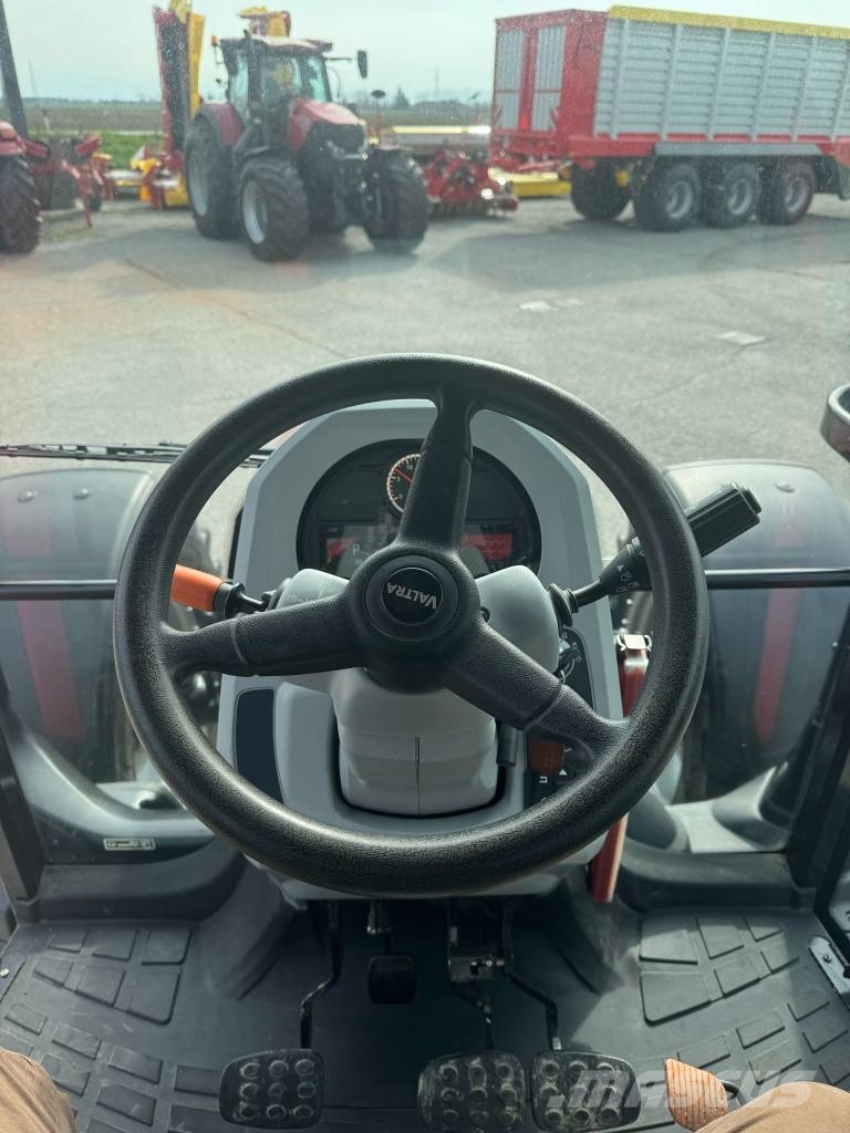 Valtra G 115 Tractores
