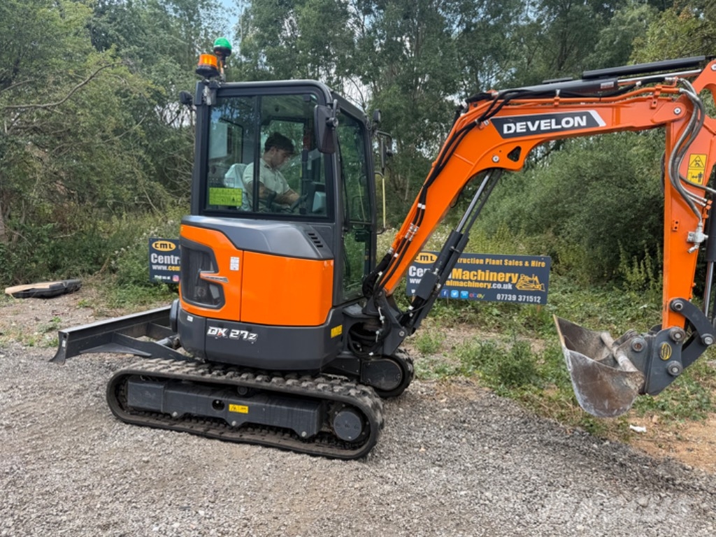 Develon DX 27 Z-7 Miniexcavadoras