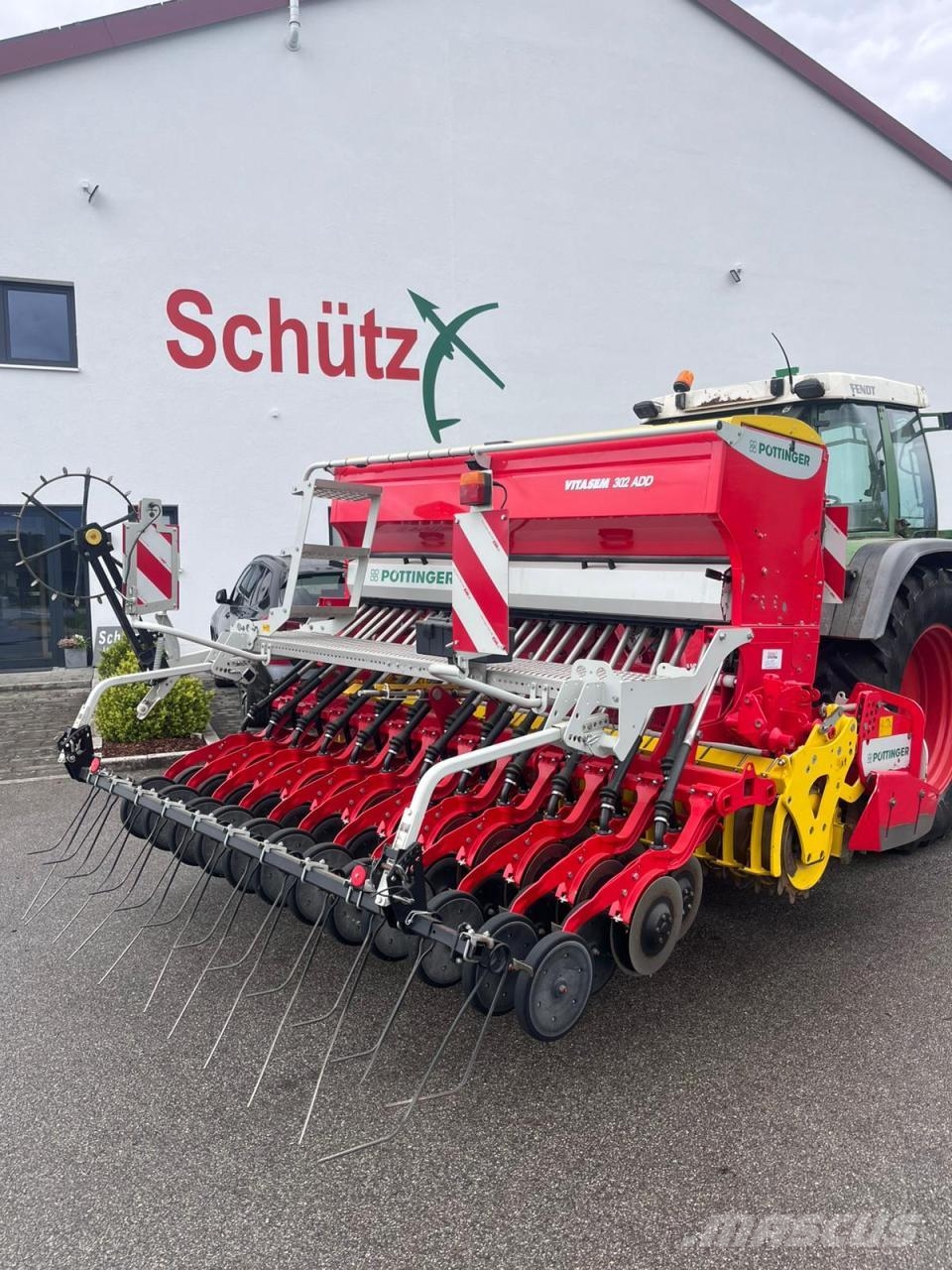 Pöttinger Vitasem 302 ADD + Kreiselegge Lion 303.12 Seminatrici combinate