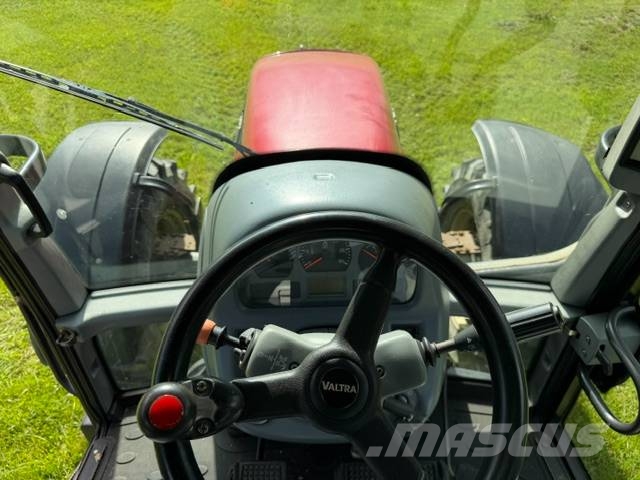 Valtra T 151 E HT Traktoriai