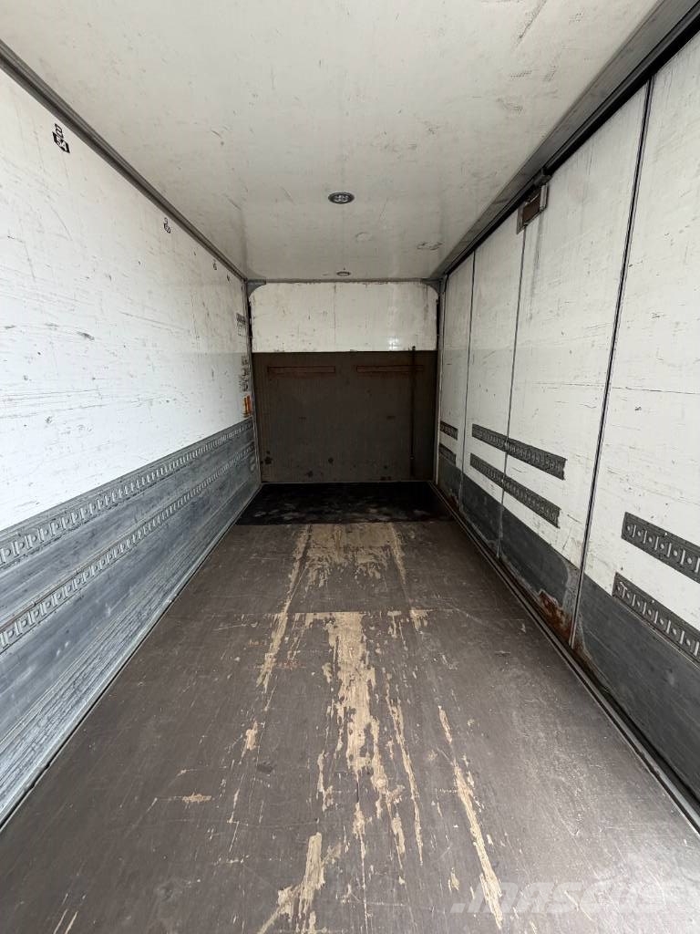 Ekeri Citytrailer öppningsbar sida, RCL916 Напівпричепи з кузовом-фургоном