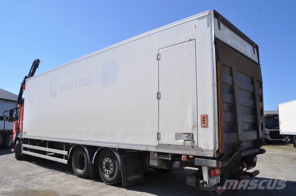 Volvo FM420   6X2 شاحنات بدرجة حرارة قابلة للضبط