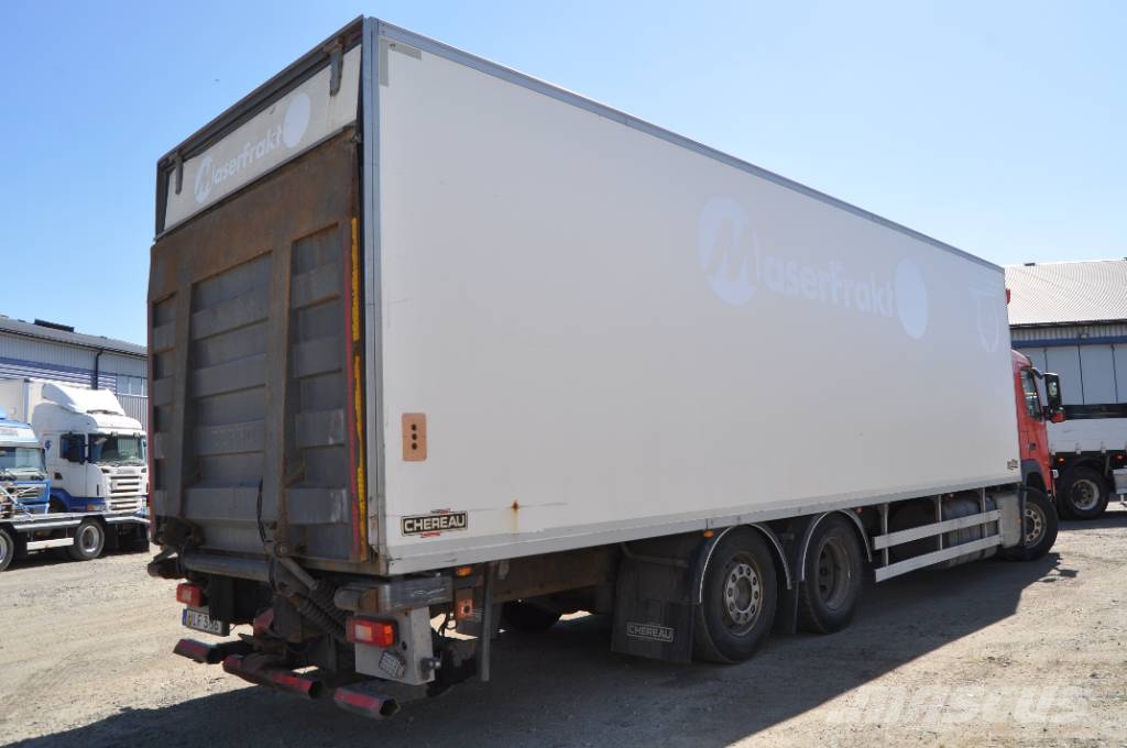 Volvo FM420   6X2 شاحنات بدرجة حرارة قابلة للضبط