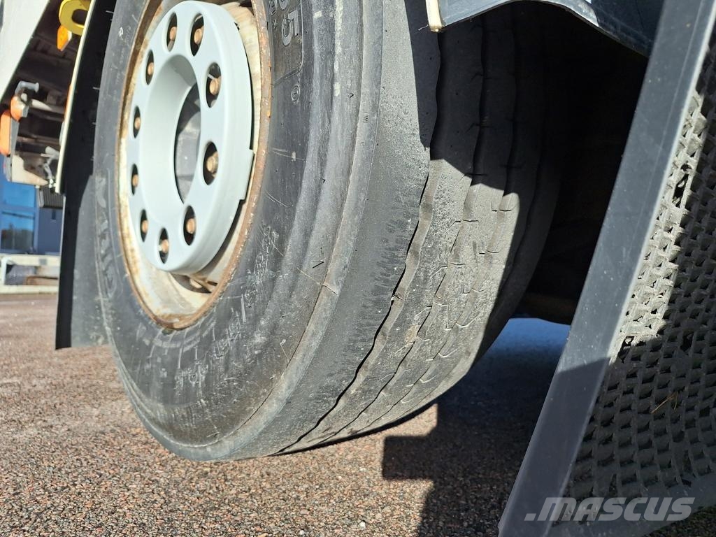 Volvo Vehicle Rigid 6x2-2 box full side opening Sanduk kamioni
