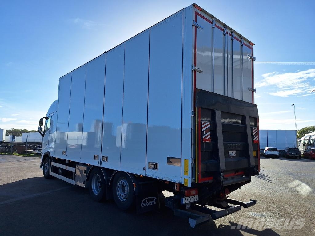 Volvo Vehicle Rigid 6x2-2 box full side opening Sanduk kamioni