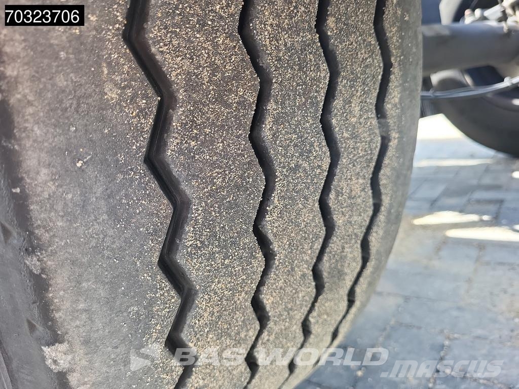 D-tec VCC-06 5 axles Breker-Chassis Steering +Lift axle Semirremolques portacontenedores