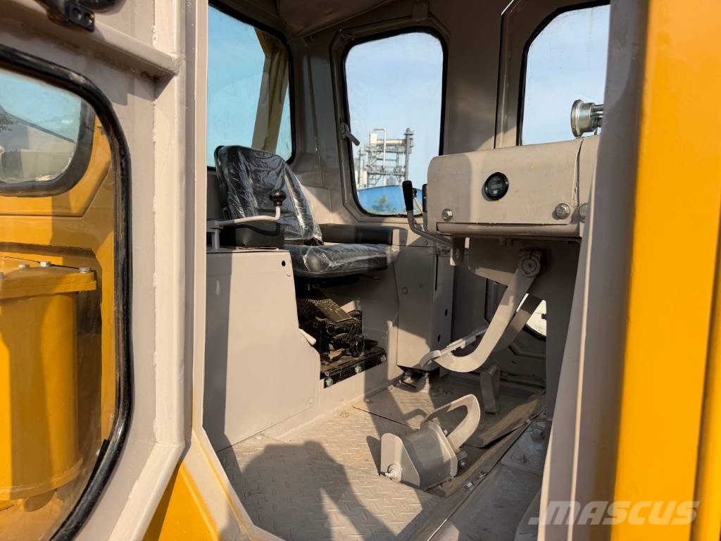 CAT D7G Bulldozer
