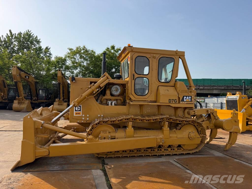 CAT D7G Bulldozer