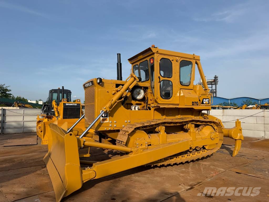 CAT D7G Bulldozer